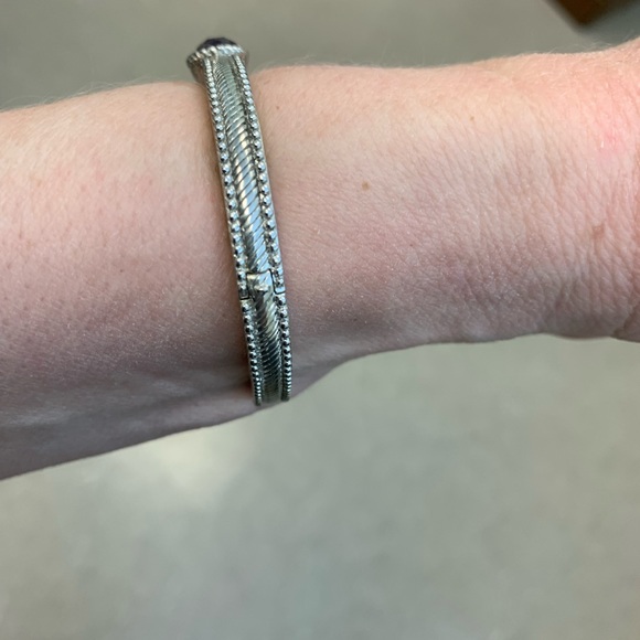 Judith Ripka SS and Amethyst bracelet - 6 1/4 - Picture 4 of 6